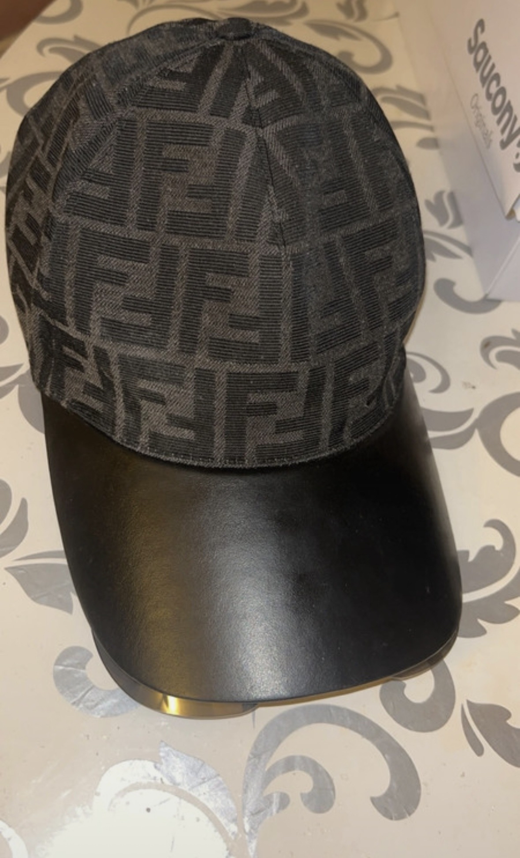 Casquette Fendi Visière